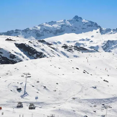 Apartamento On Slope Near